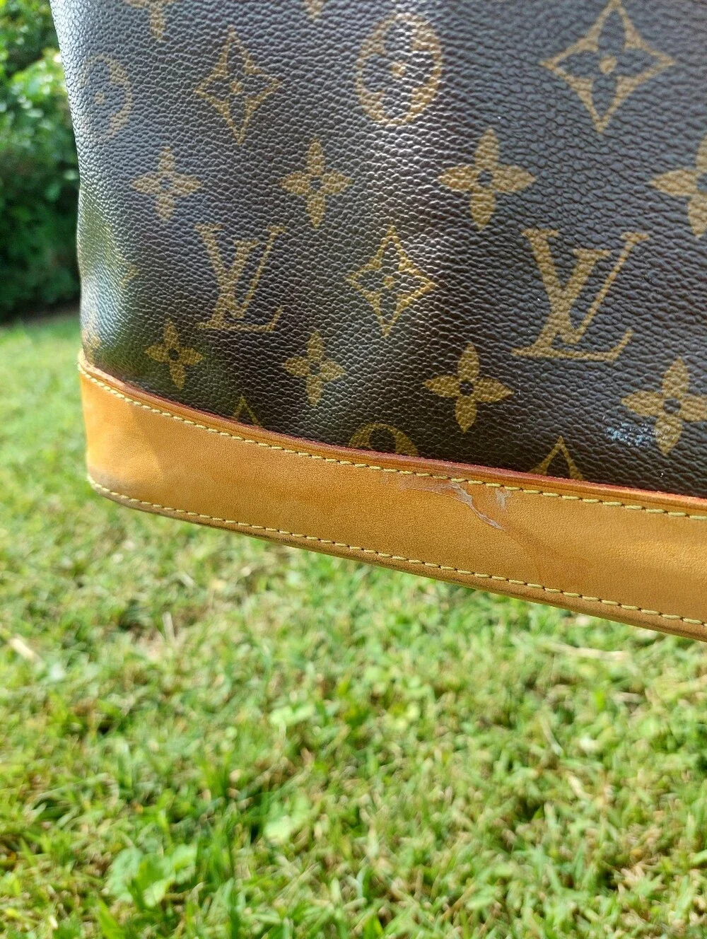 Authentic Y2k LOUIS VUITTON Bag AR1006 Monogram Lock It Horizontal W/ Aulth Card
